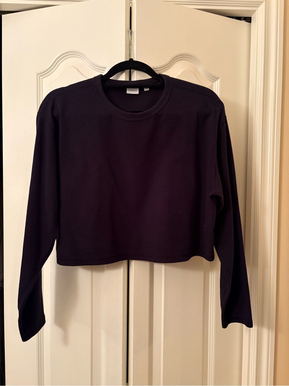 Sunday Best Aritzia waffle Cropped Long-Sleeve Crew Top - Black